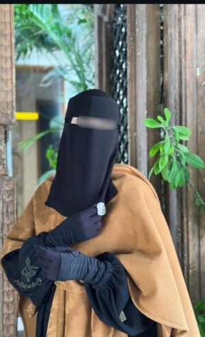 نقاب تنده مقوي اسود