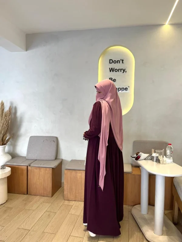 dina niqb دينا نقاب